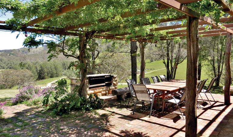 Capertee Homestead barbecue and outdoor area, Capertee National Park. Photo: Anjee du Terreau/OEH